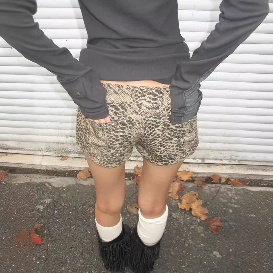 Women's American Retro Slimming Denim Shorts